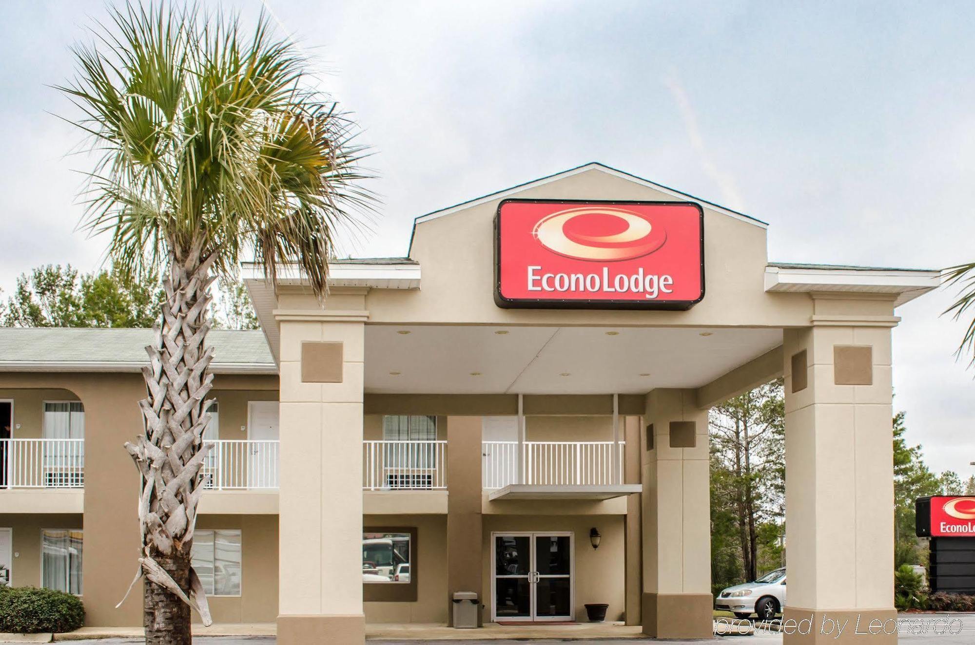 Red Roof Inn Defuniak Springs Exterior photo